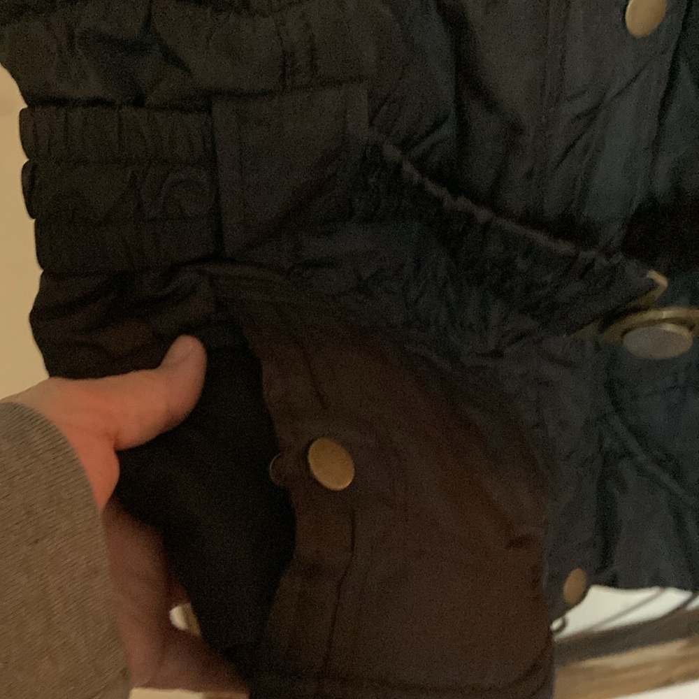RUE 21 Puffy Vest black with hoodie and fur size L - Picture 4 of 7